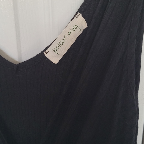 Poison Ivy Romper - Picture 2 of 4